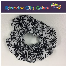 Scrunchie - Black/White Flowers